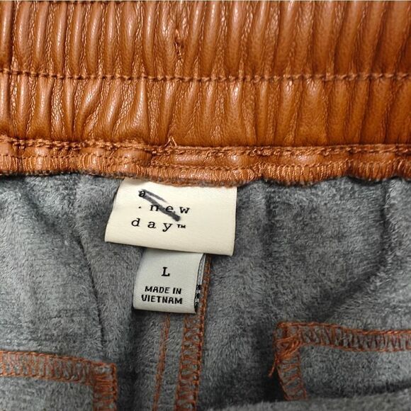 NWT A New Day Tapered Faux Leather Tan Brown Pants Sz L - Picture 10 of 10